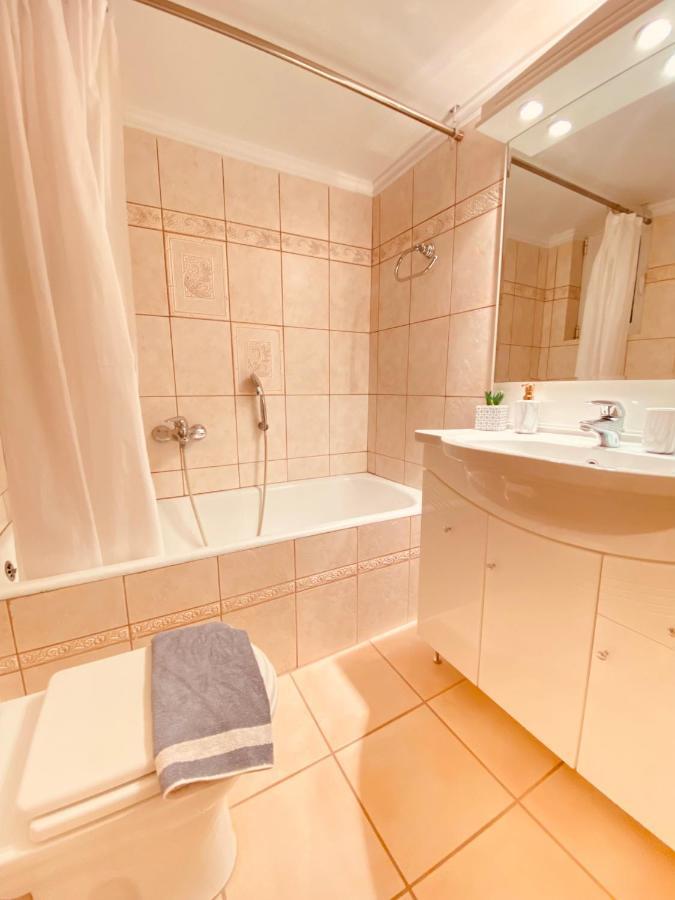 Monastiraki Classy Apartment Athen Eksteriør billede