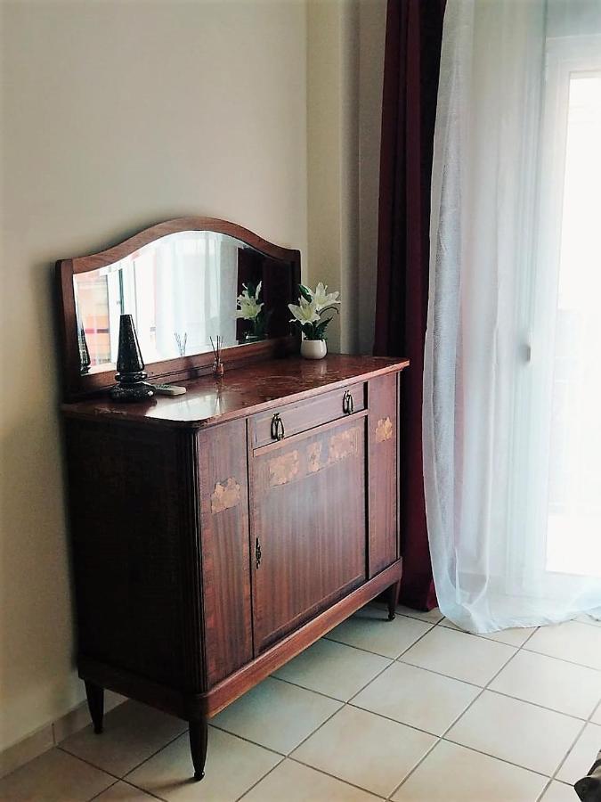 Monastiraki Classy Apartment Athen Eksteriør billede